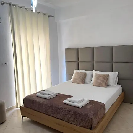 Secret * Sarandë